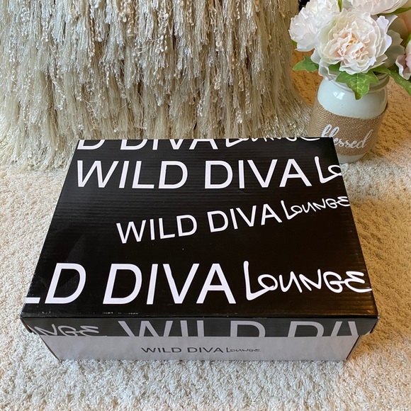 Heels - Picture 2 of 5